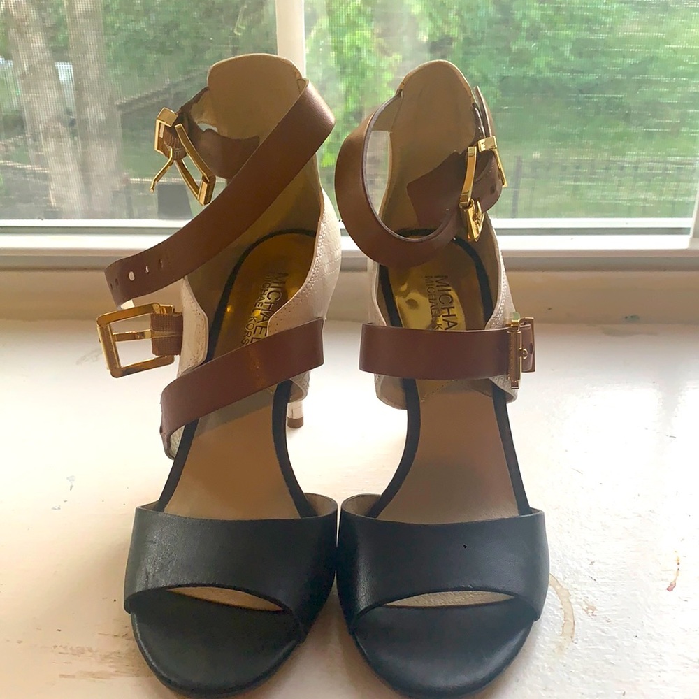Michael Kors sandals size 7